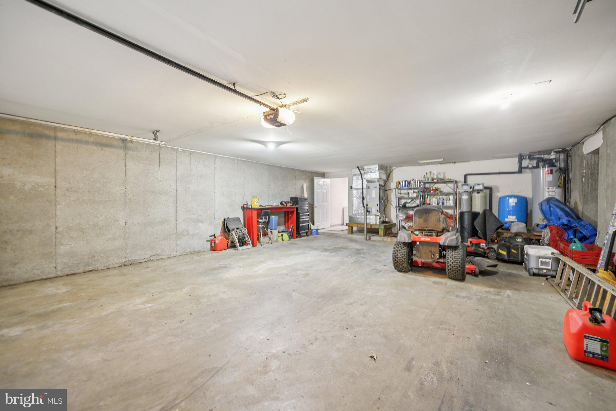 ALUM SPRING EAST - Residential