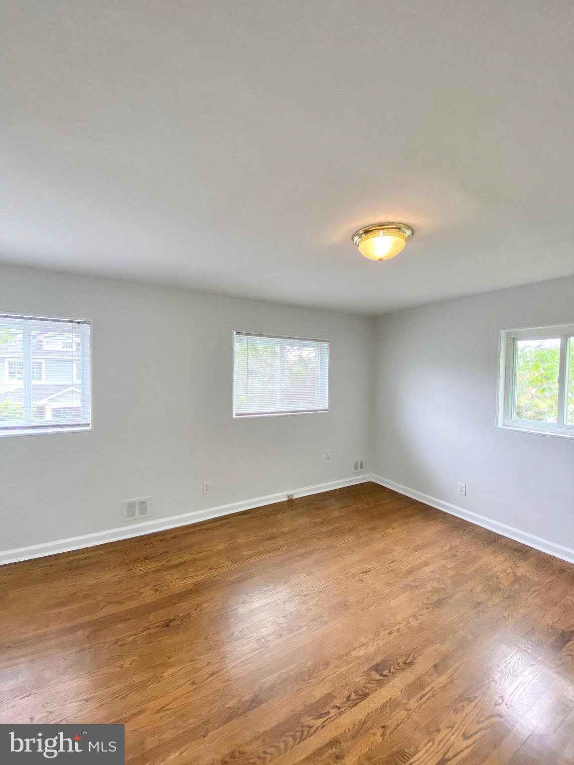 DAVIS TRACT - Residential Lease