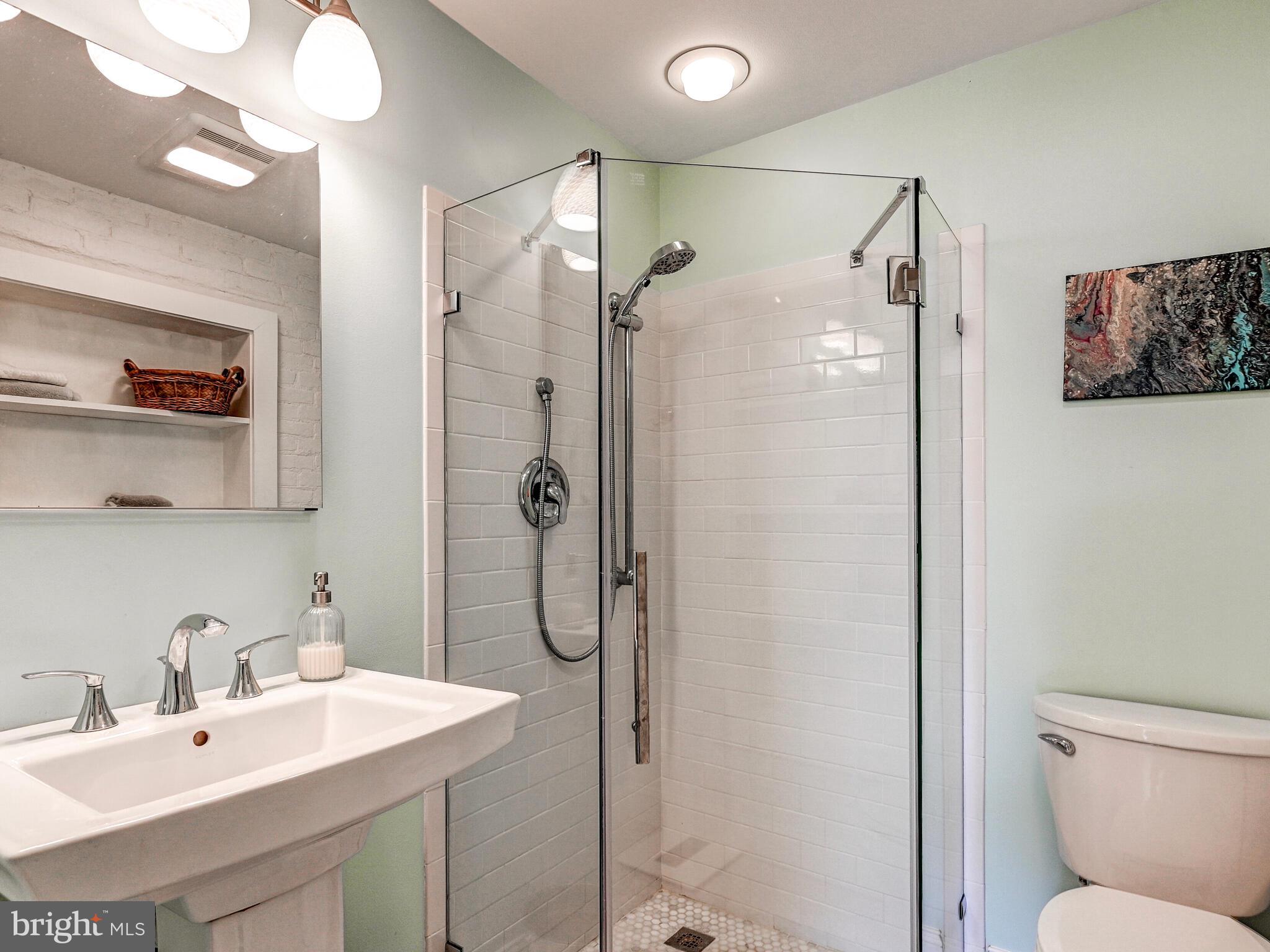 UPPER FELLS POINT - Residential