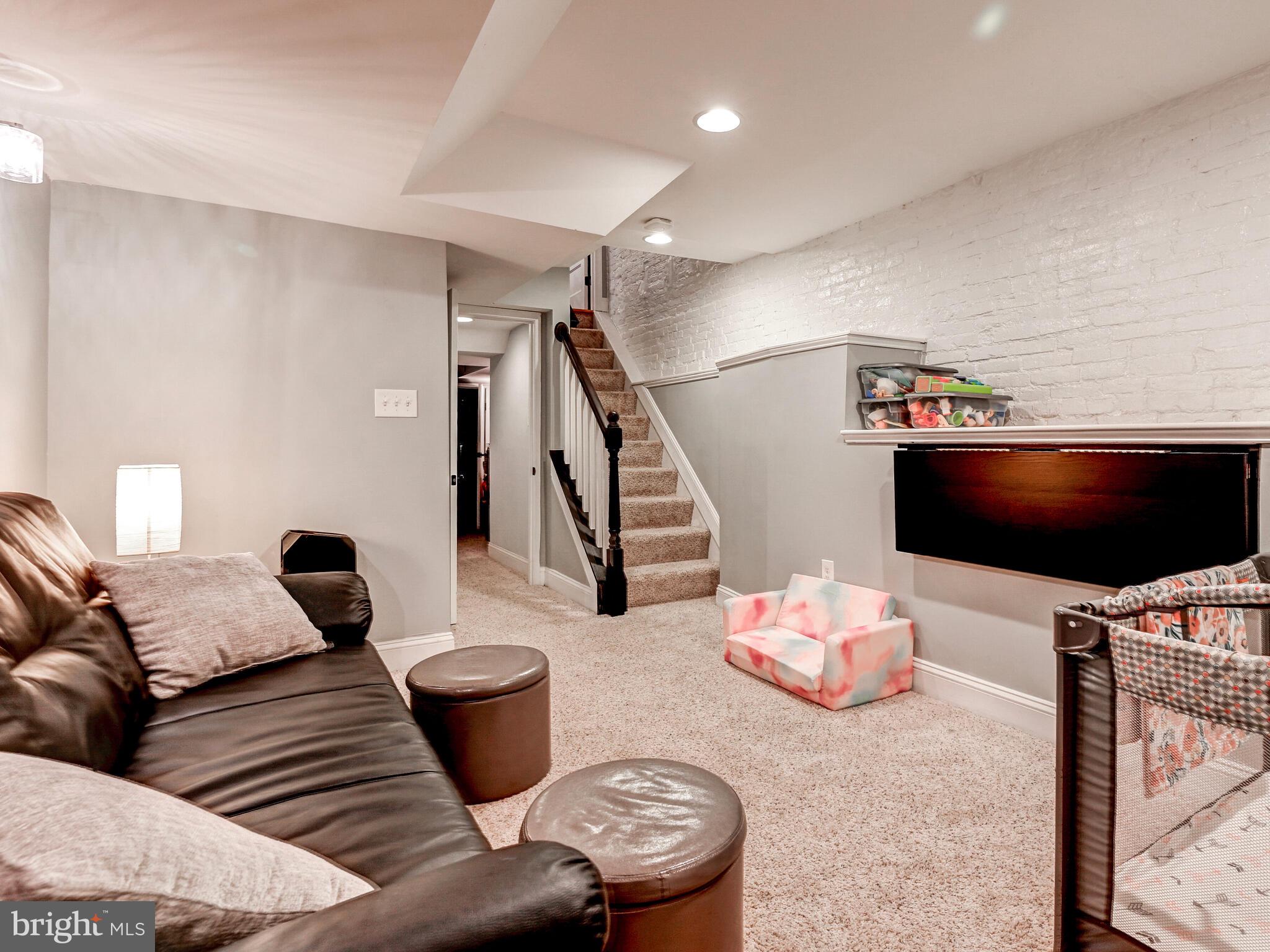 UPPER FELLS POINT - Residential