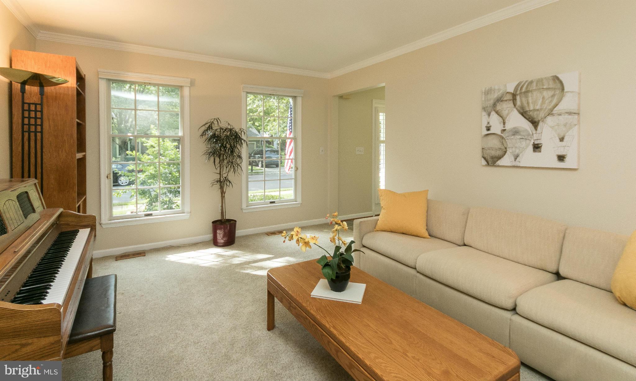 HUNT MEADOW - Residential