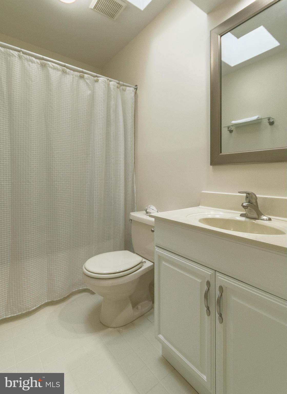 HUNT MEADOW - Residential