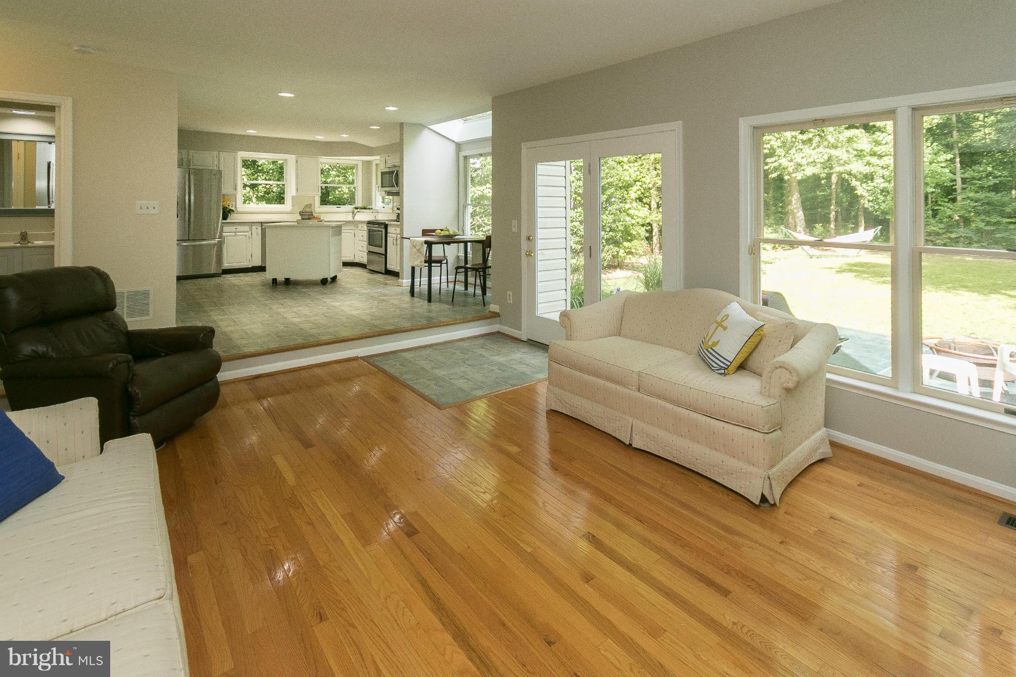 HUNT MEADOW - Residential