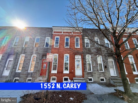Townhouse For Sale - 1552 N Carey Street<br/> BALTIMORE, MD 21217