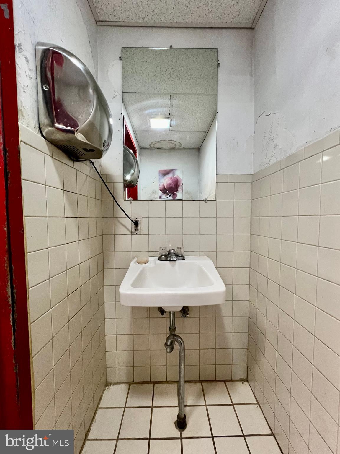 TEMPLE UNIVERSITY - Commercial Sale