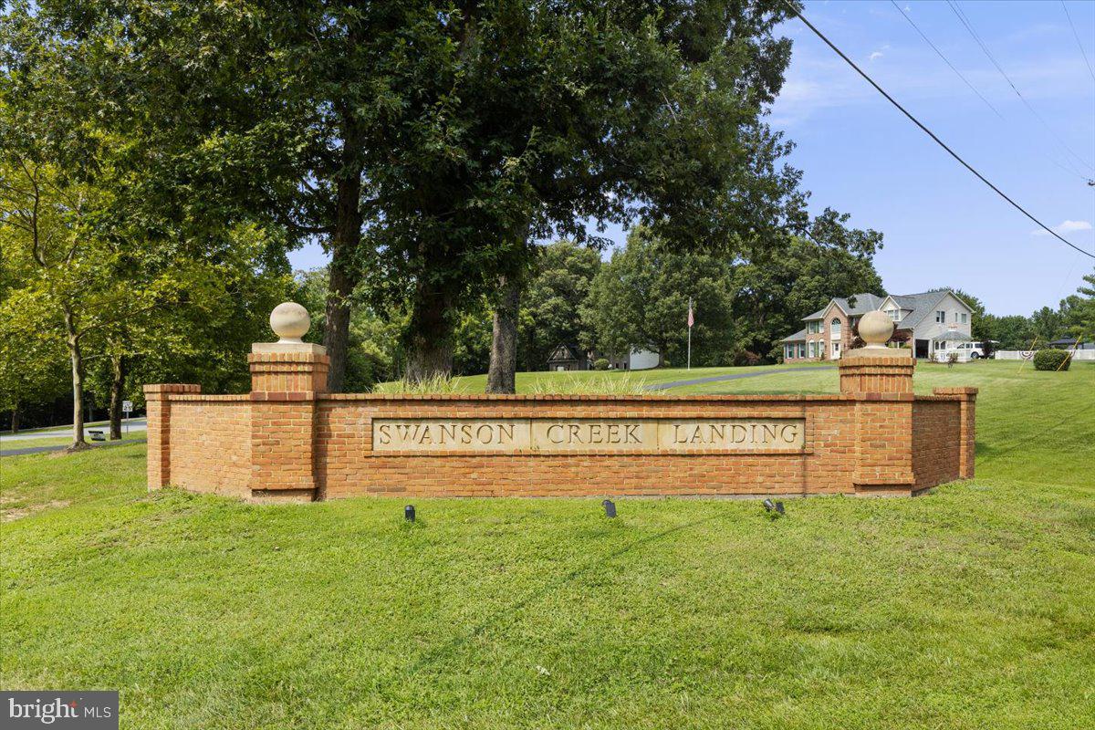 SWANSON CREEK LANDING SU - Residential Lease