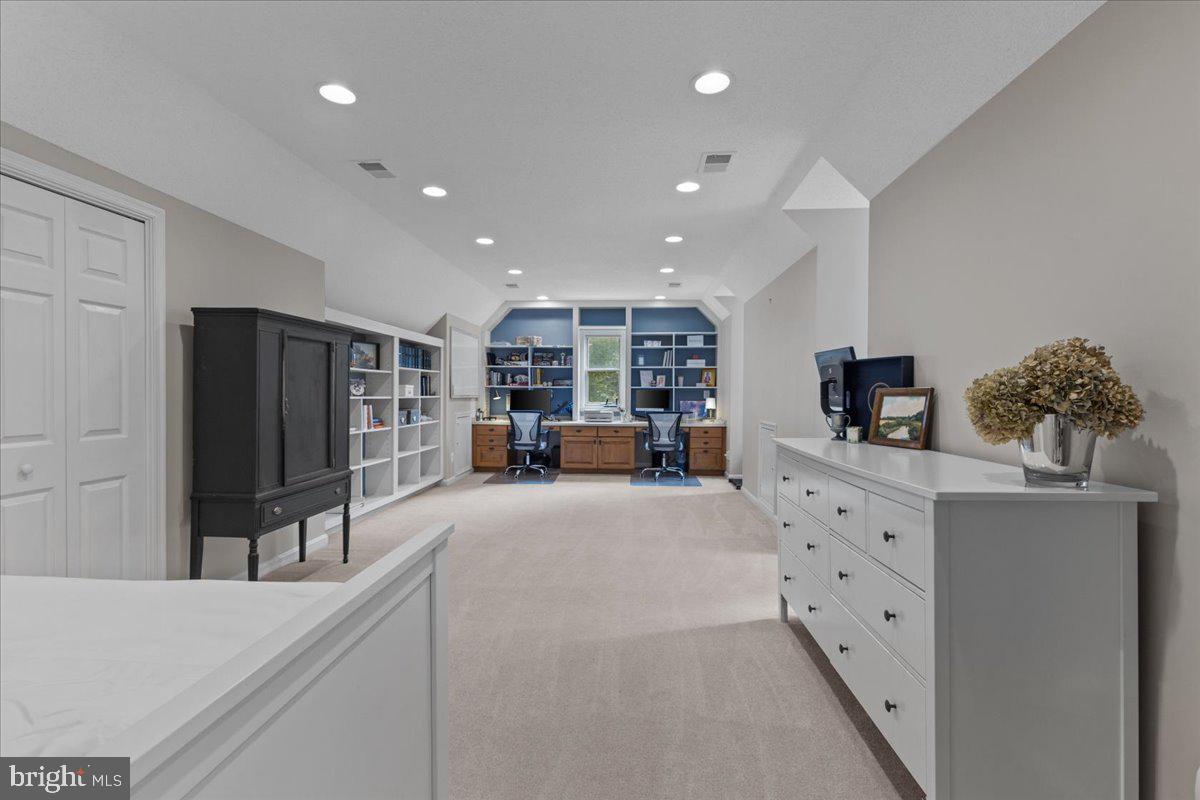 SWANSON CREEK LANDING SU - Residential Lease