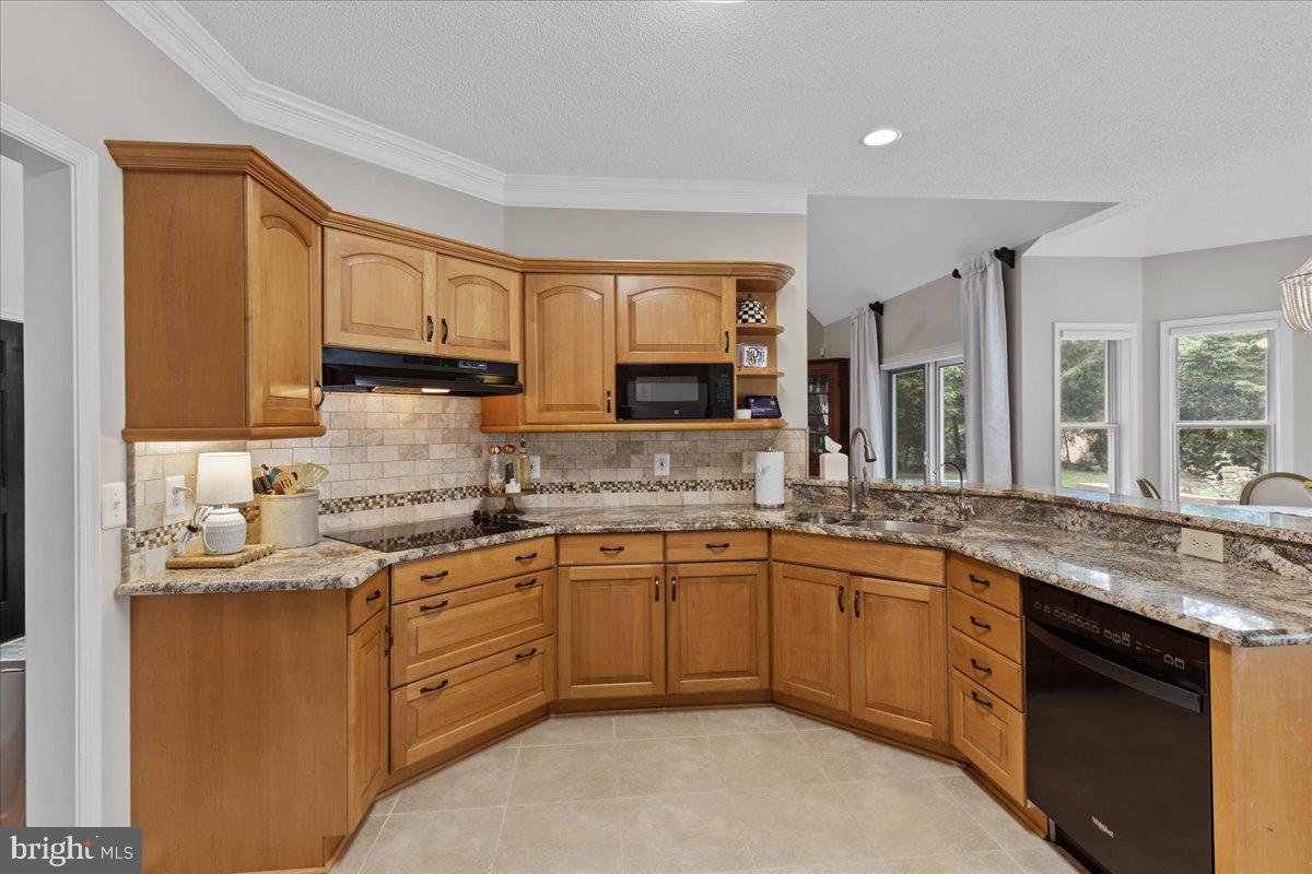 SWANSON CREEK LANDING SU - Residential Lease