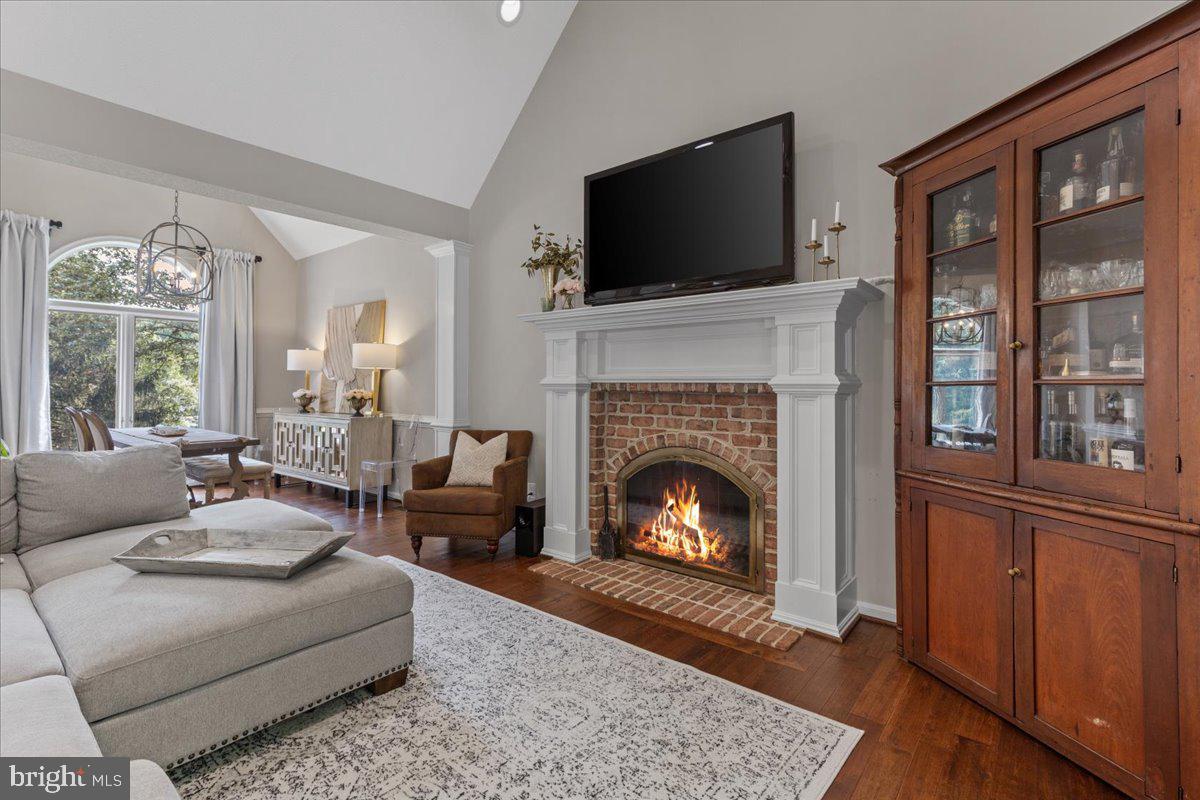 SWANSON CREEK LANDING SU - Residential Lease