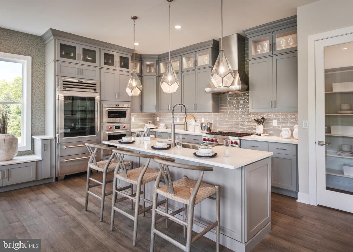 REGENCY AT WATERSIDE - Residential