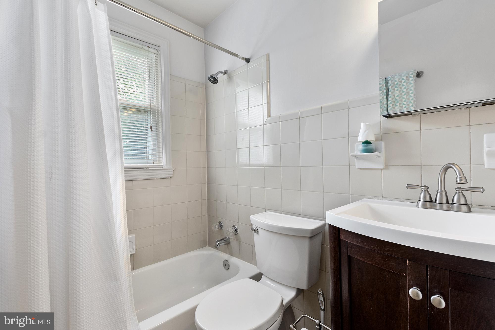 CHESWOLDE - Residential Lease