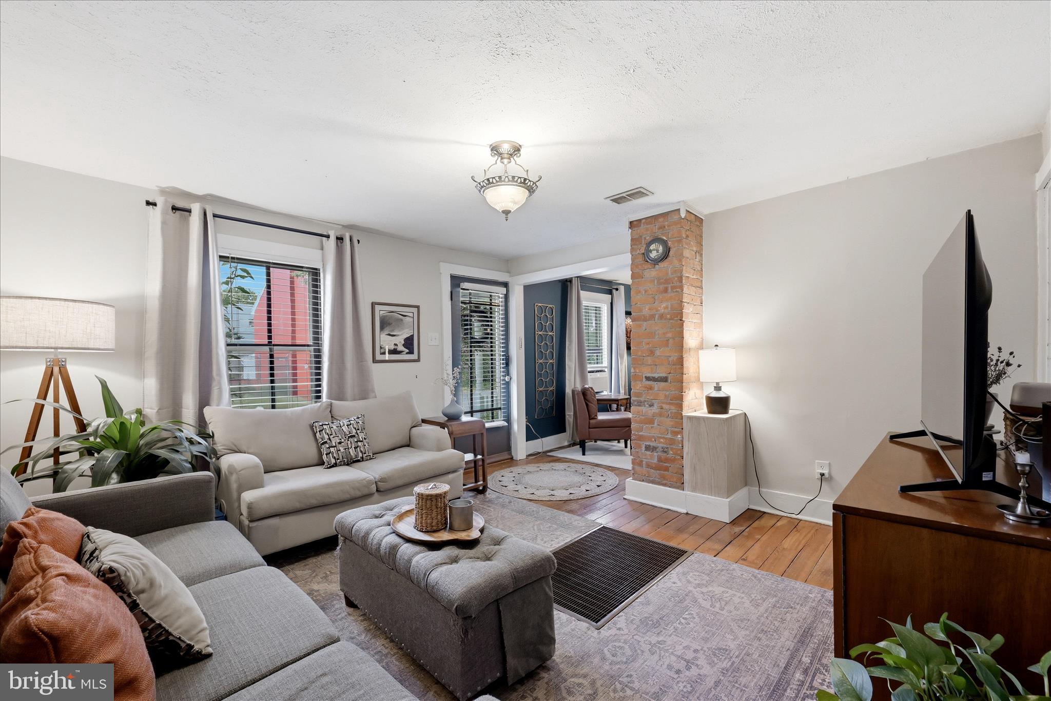 WINCHESTER CITY - Residential