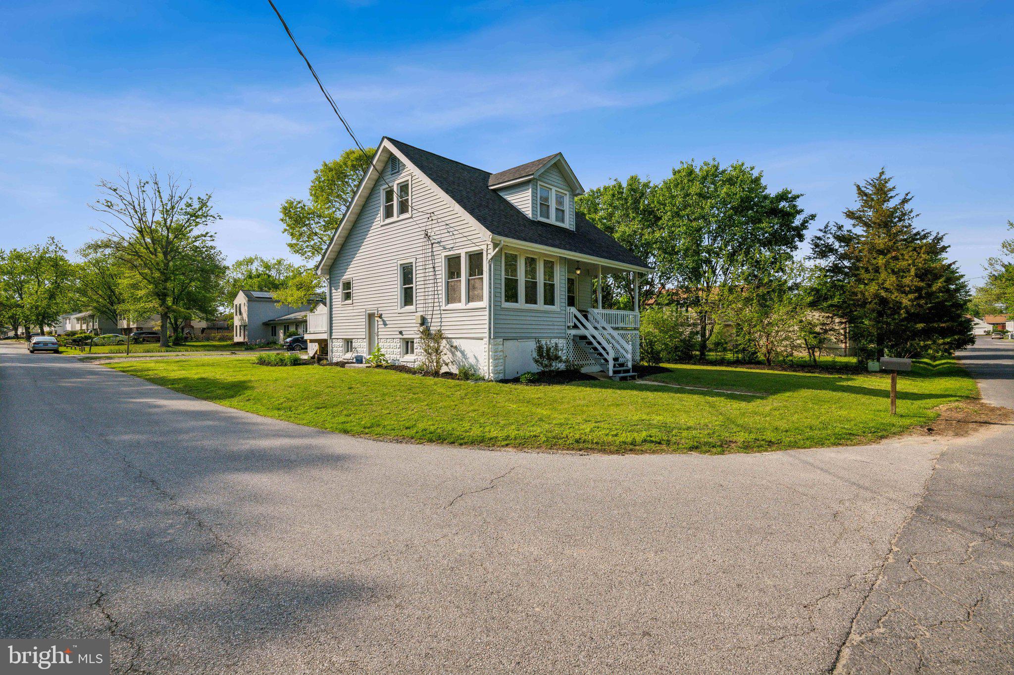 8116 BEVERLY ROAD