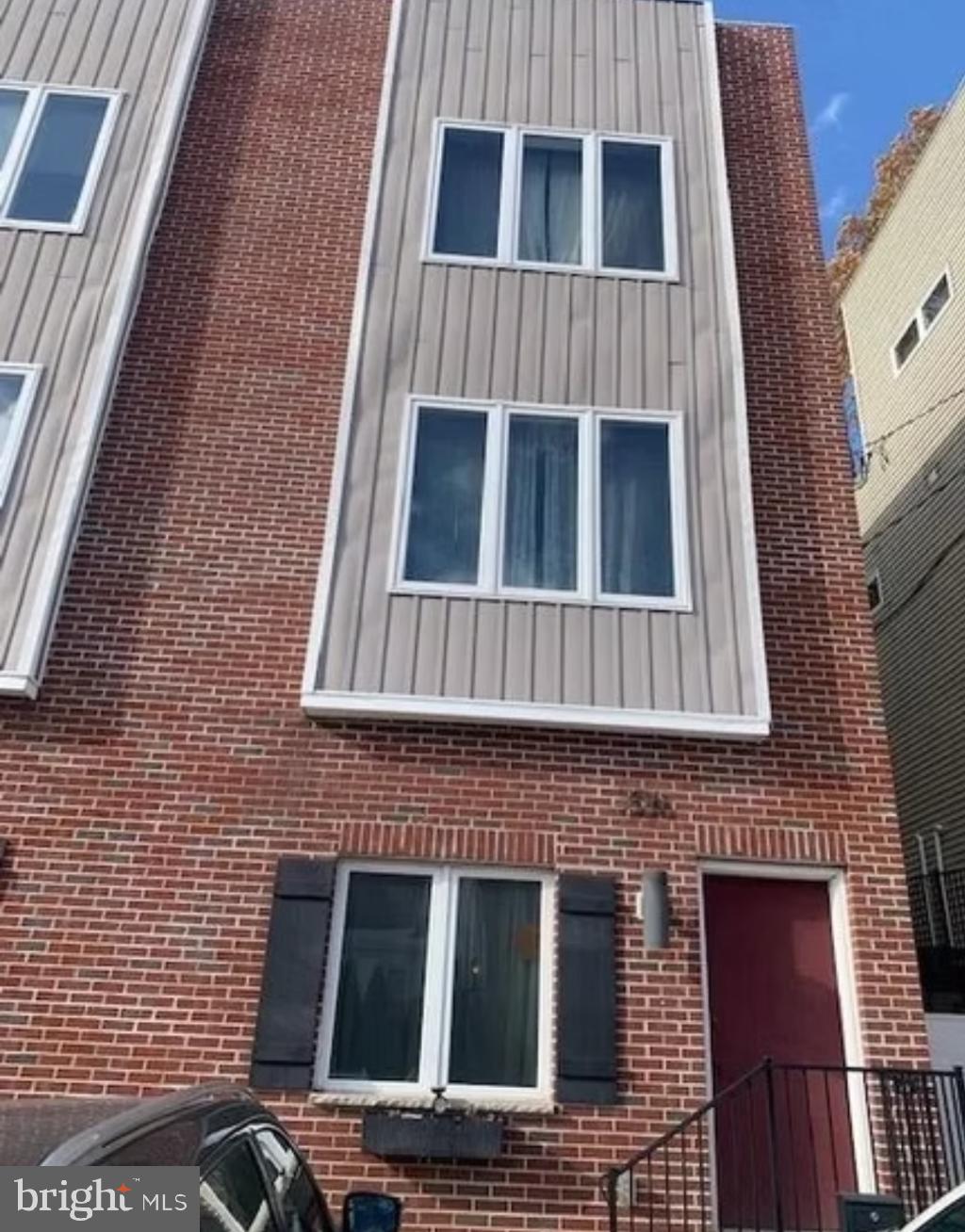 MANAYUNK - Residential Lease