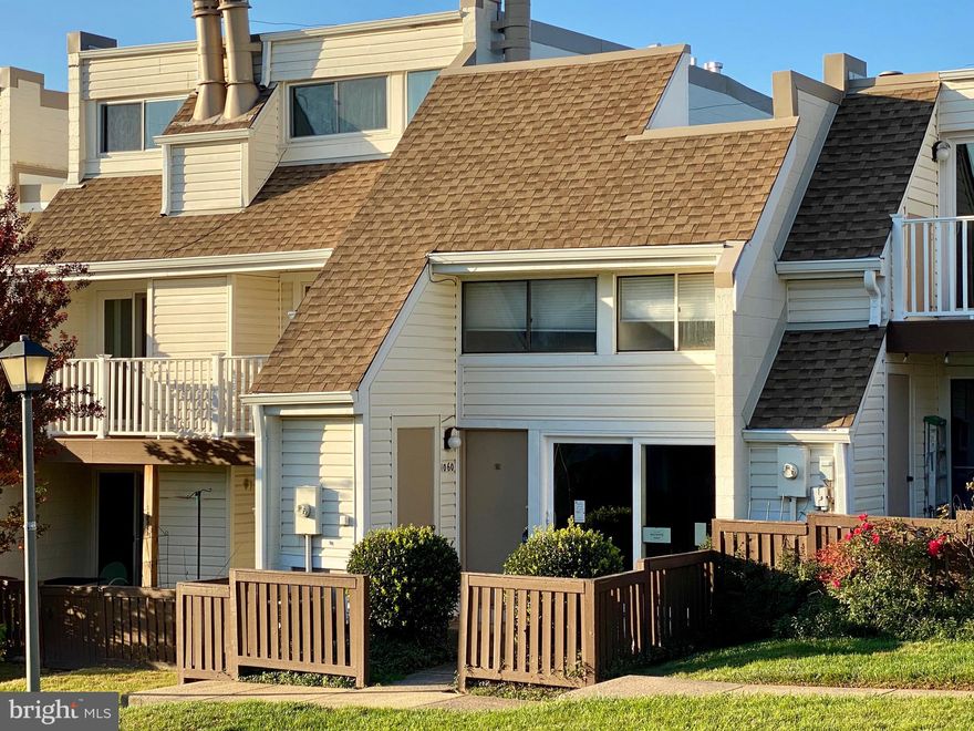 Rare opportunity to rent this 2-level  LOFT/one bedroom, 1.5 bathroom condo in Newberry - Sterling!   You'll be gladly surprised to see this spacious and charming condo that looks and feels like a townhouse. This unit features high ceilings, an open floor plan, and a private patio with an additional storage unit. The floors, sliding door, and carpet were installed in 2020.  There are two assigned parking spaces. Showings by appointment only. Restricted dates and times.