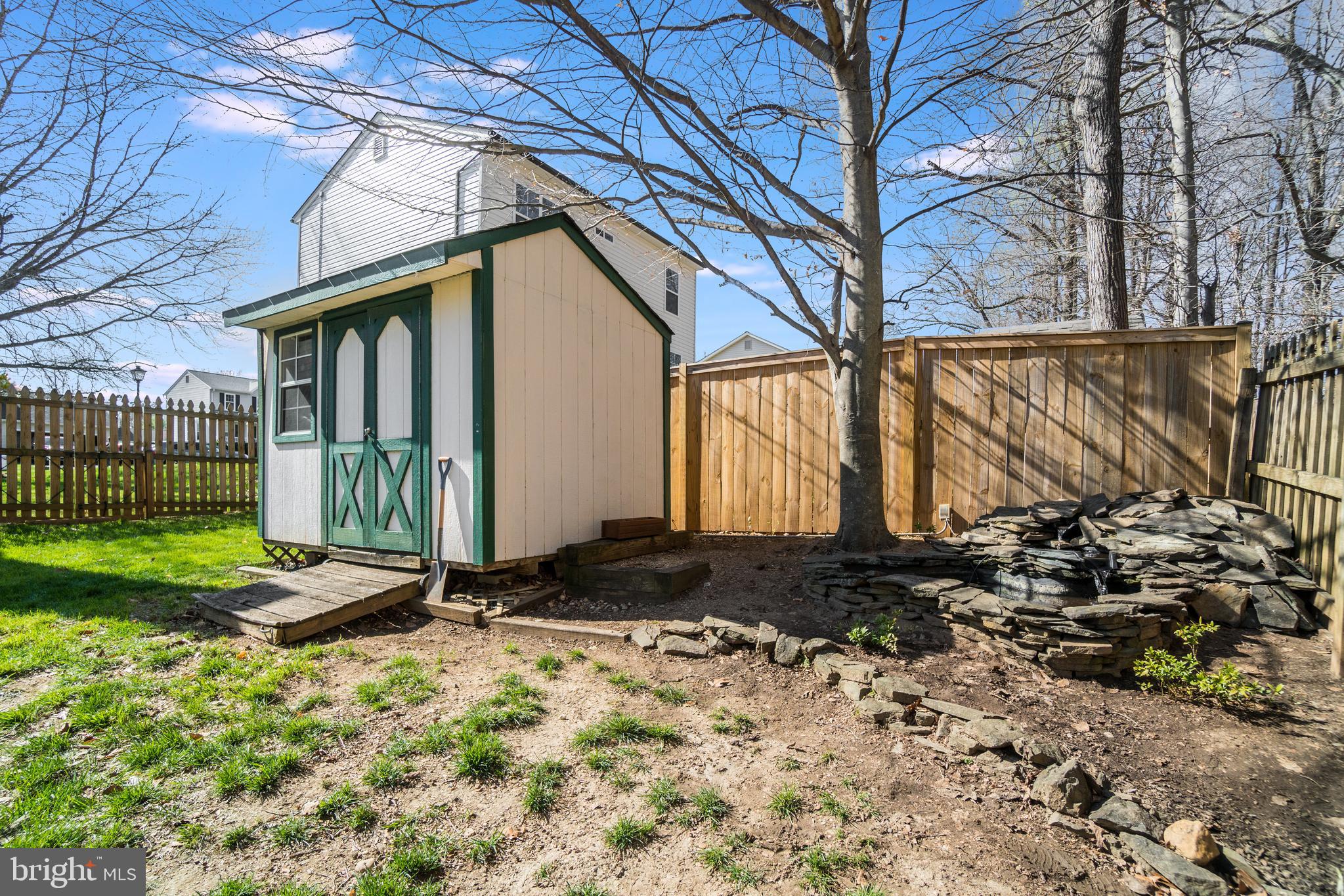 STONE HILL ESTATES - Residential