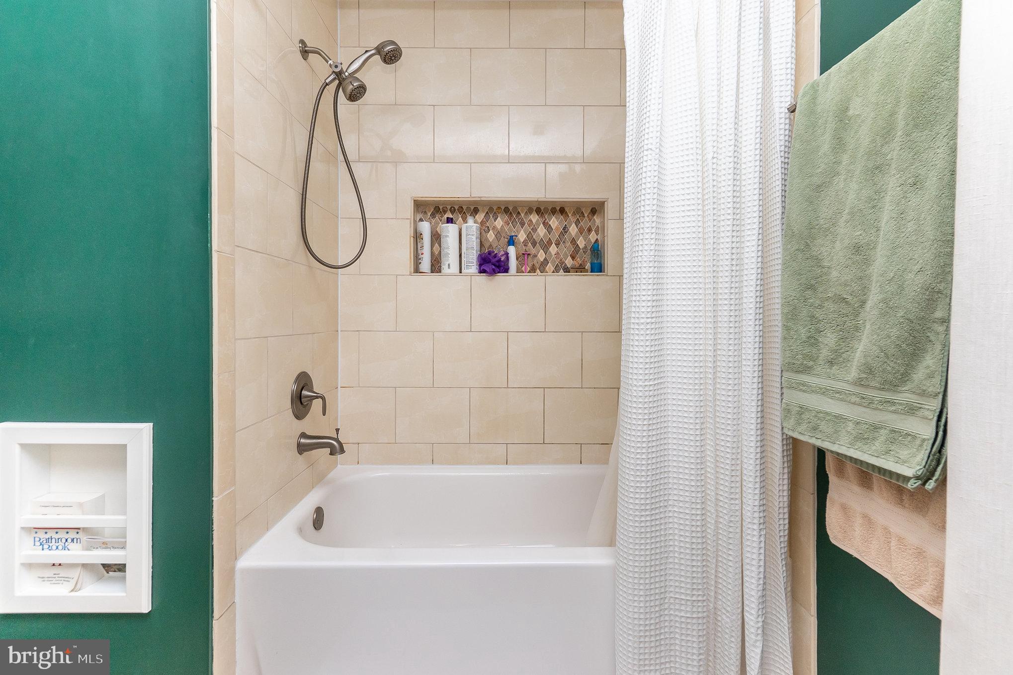 STONE HILL ESTATES - Residential