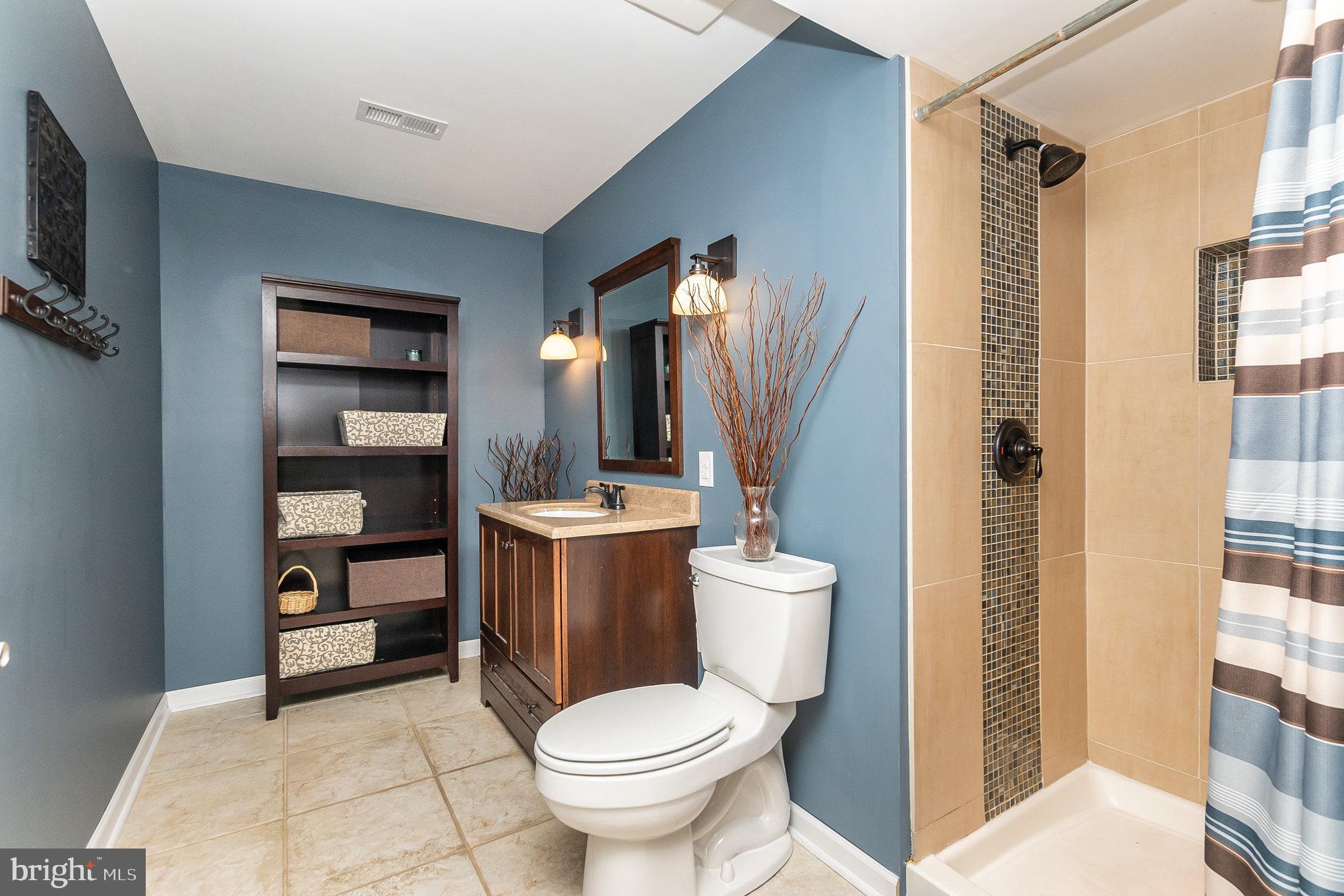 STONE HILL ESTATES - Residential