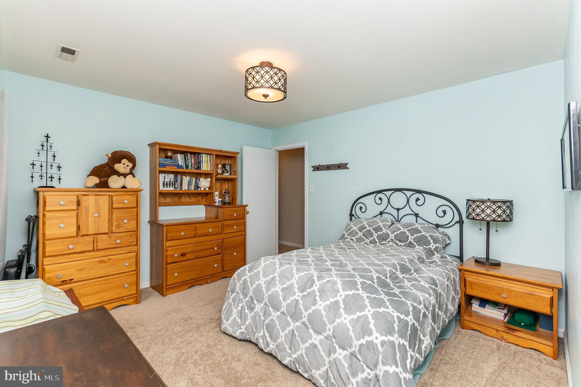 STONE HILL ESTATES - Residential