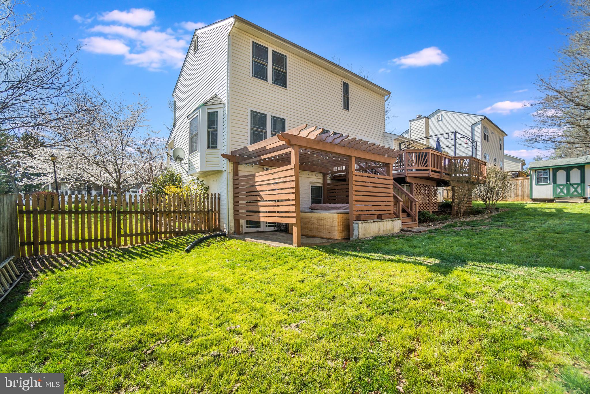 STONE HILL ESTATES - Residential