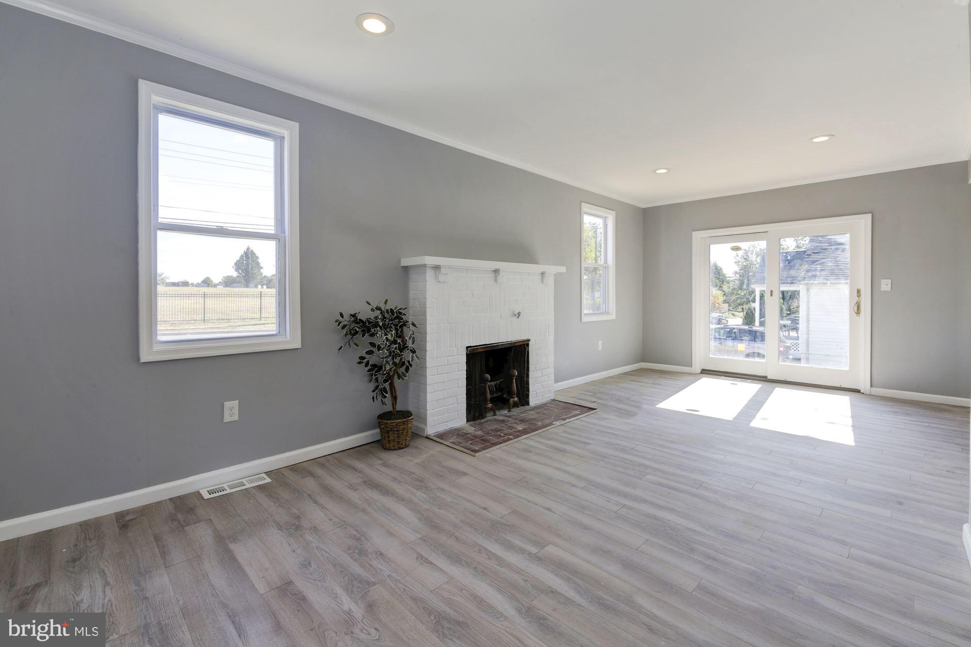 KENSINGTON - Residential