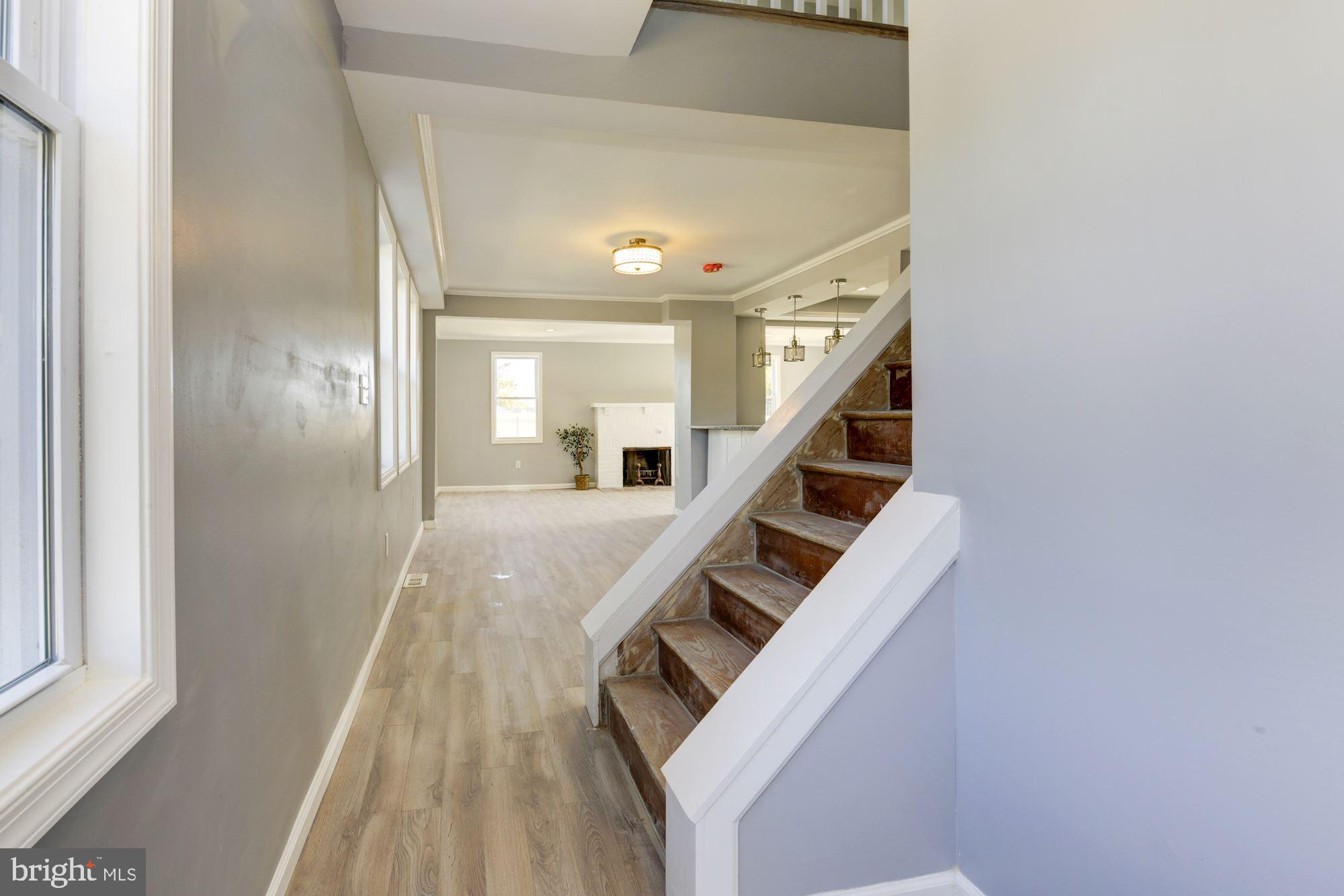 KENSINGTON - Residential