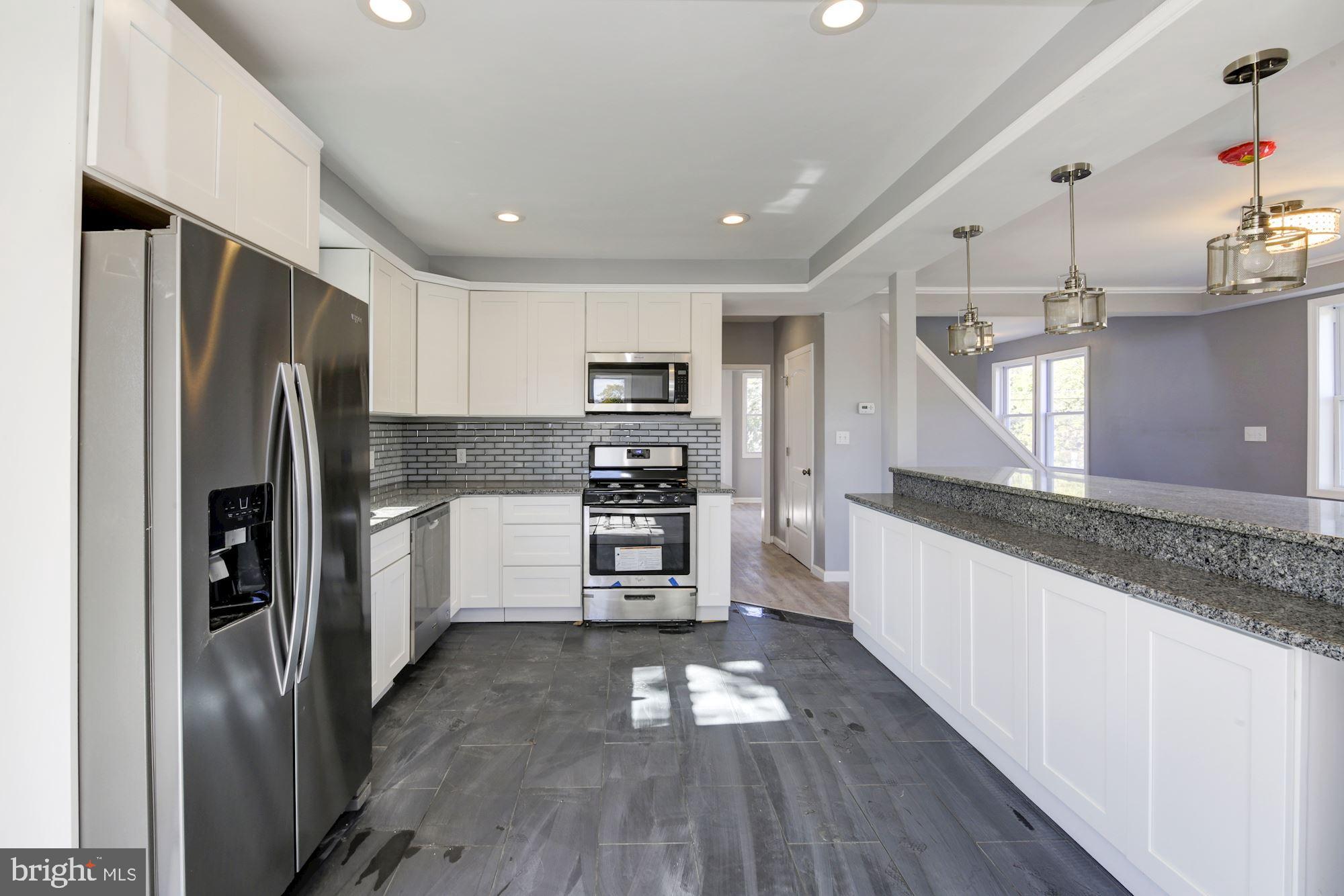 KENSINGTON - Residential