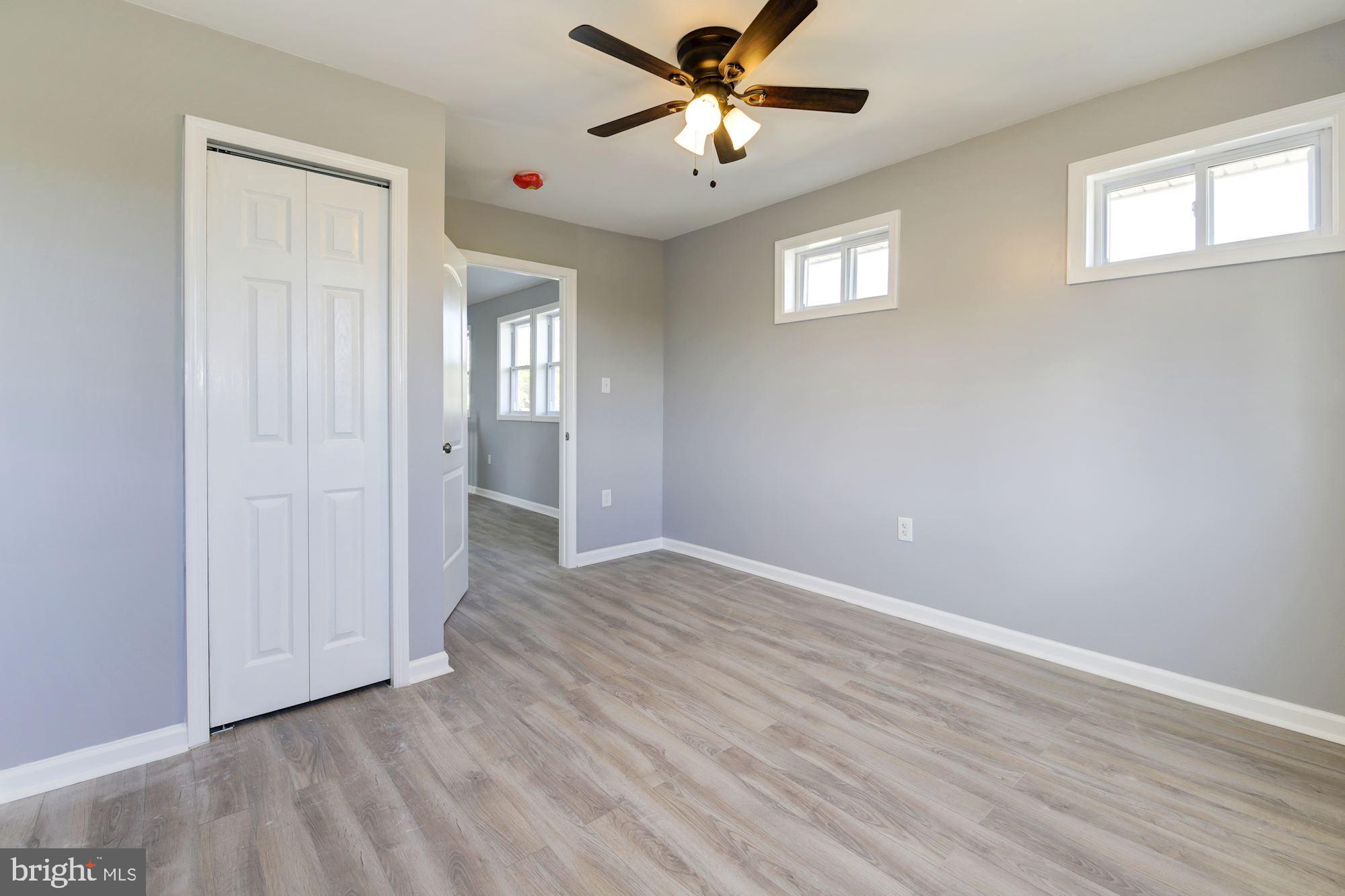 KENSINGTON - Residential