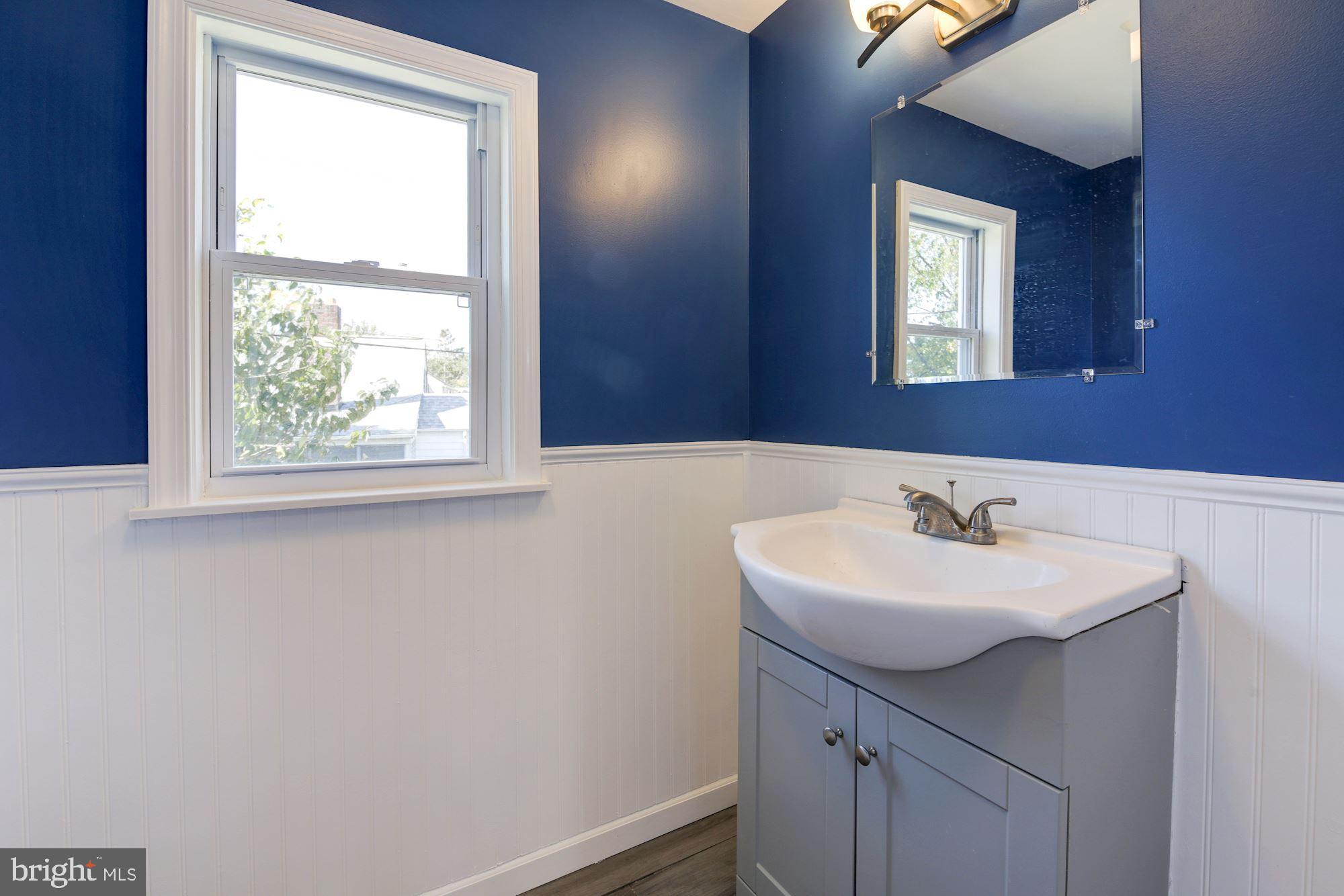 KENSINGTON - Residential