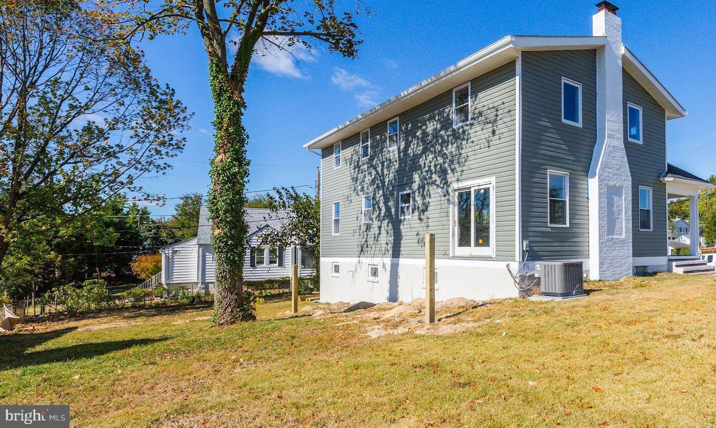 KENSINGTON - Residential