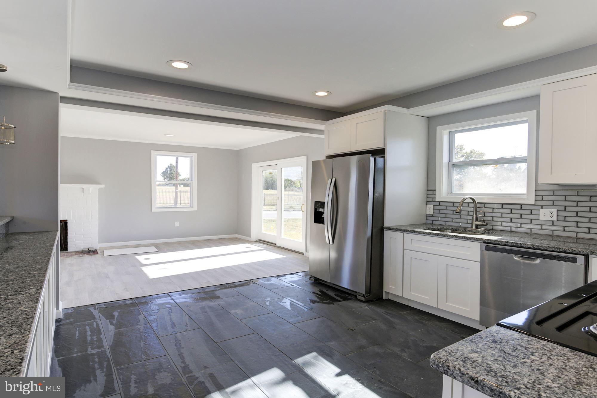 KENSINGTON - Residential