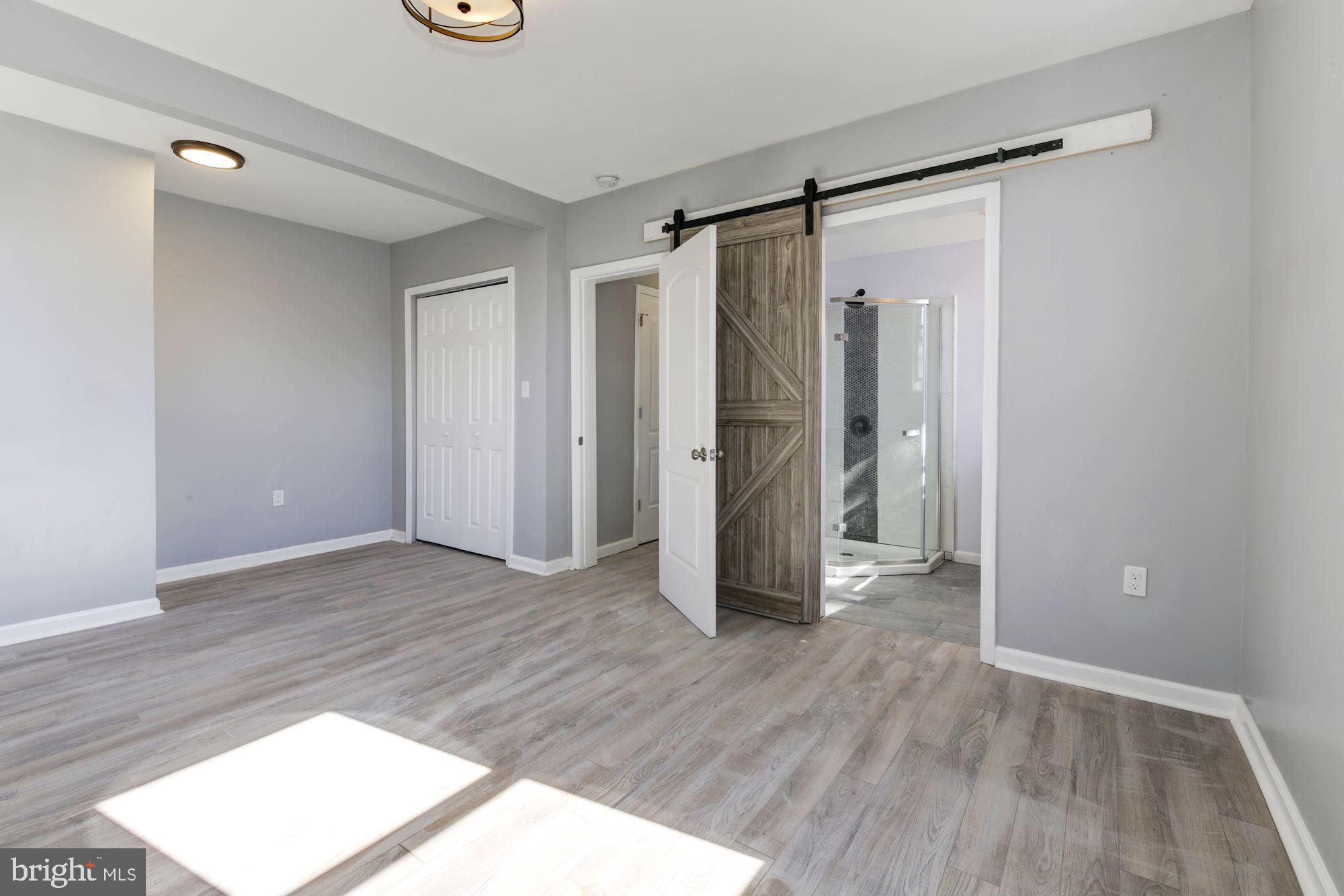 KENSINGTON - Residential