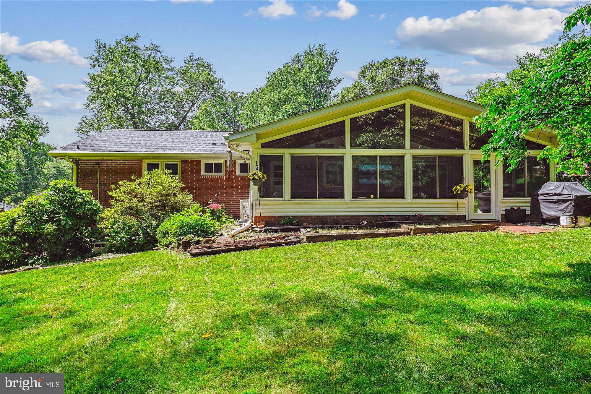 WILTON FARM ACRES - Residential