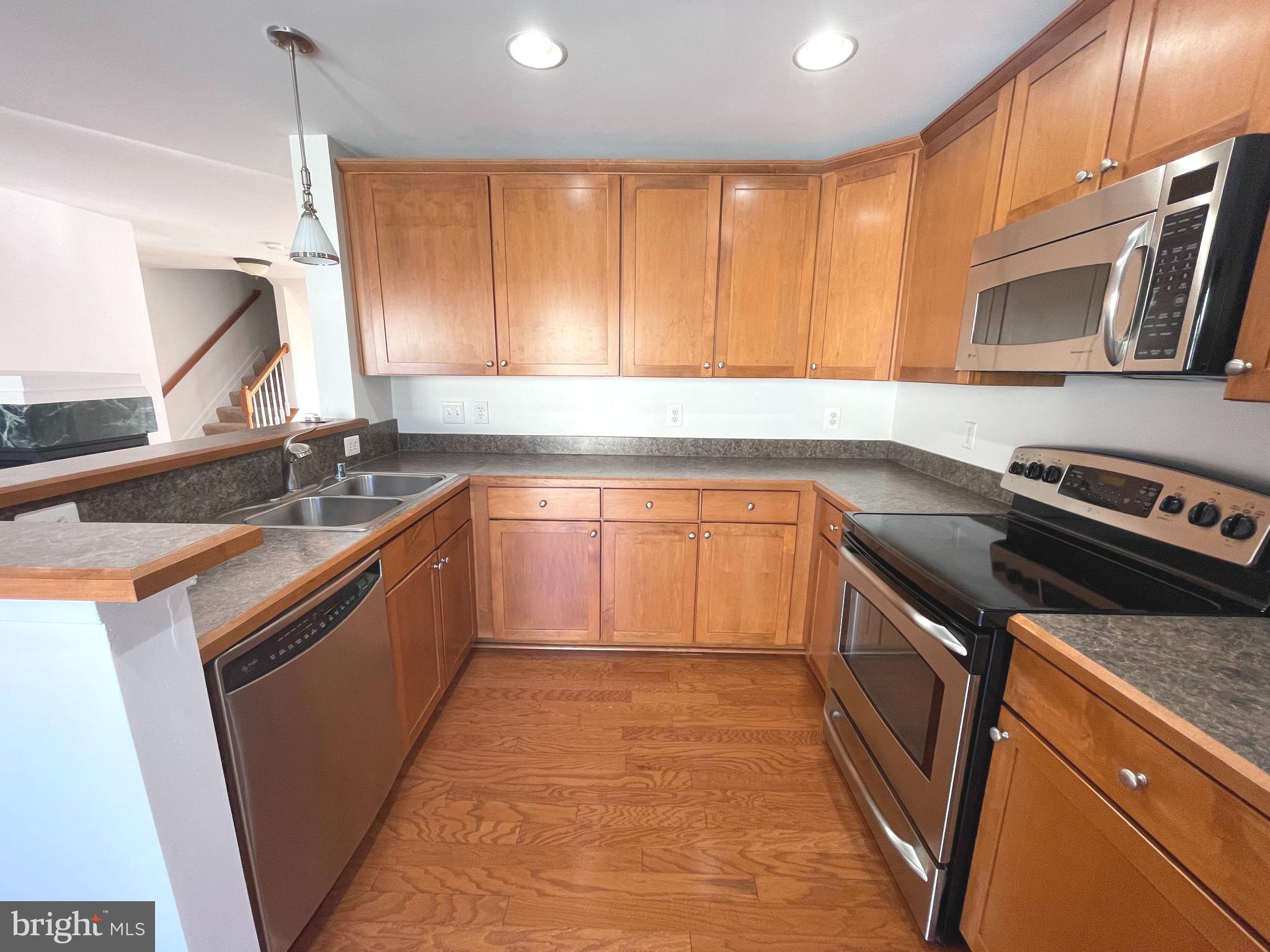 WATKINS PARK - Residential Lease