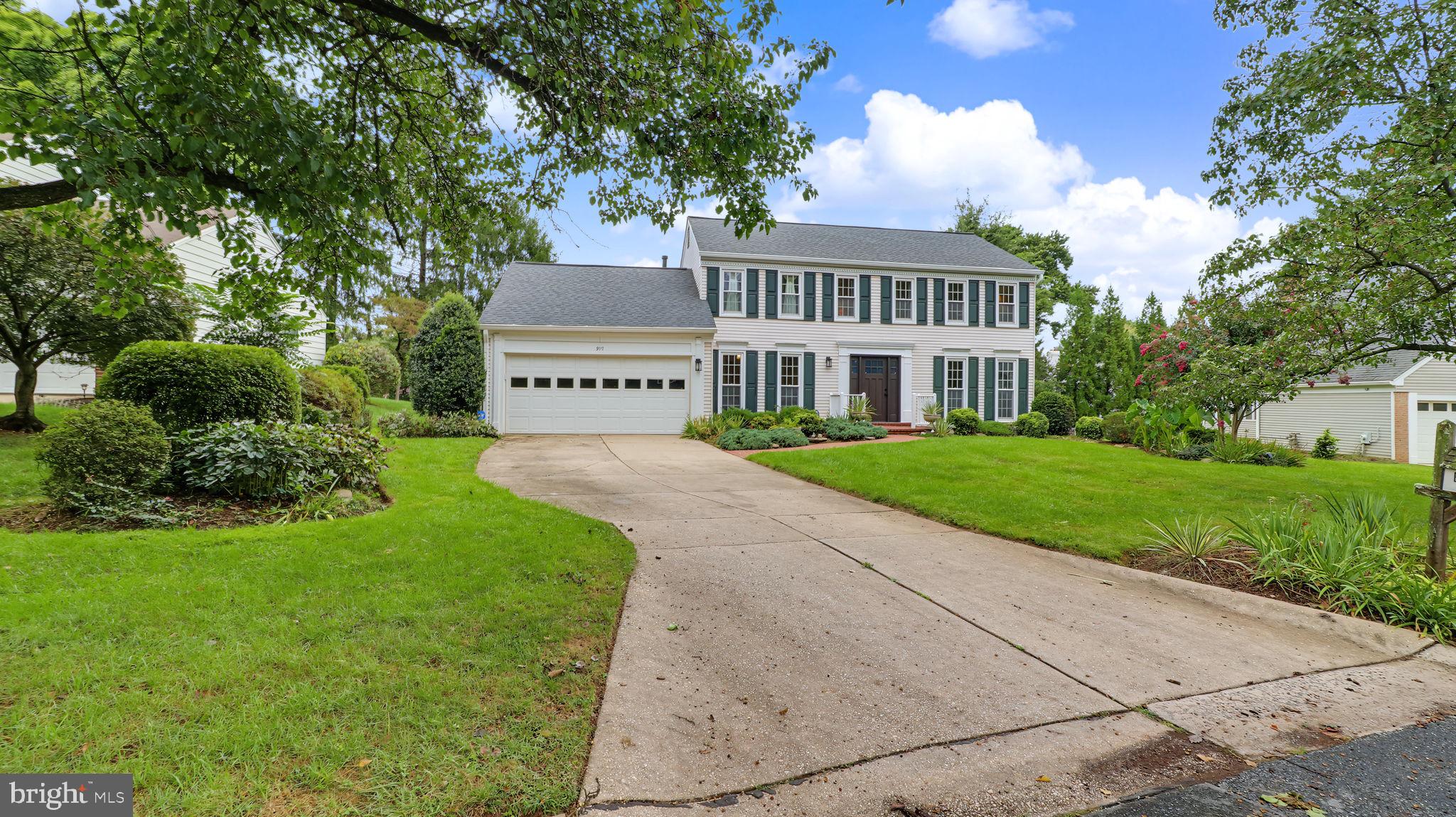 9117 WILLOW POND LANE