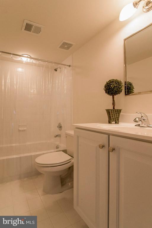 VILLAGES OF URBANA - Residential