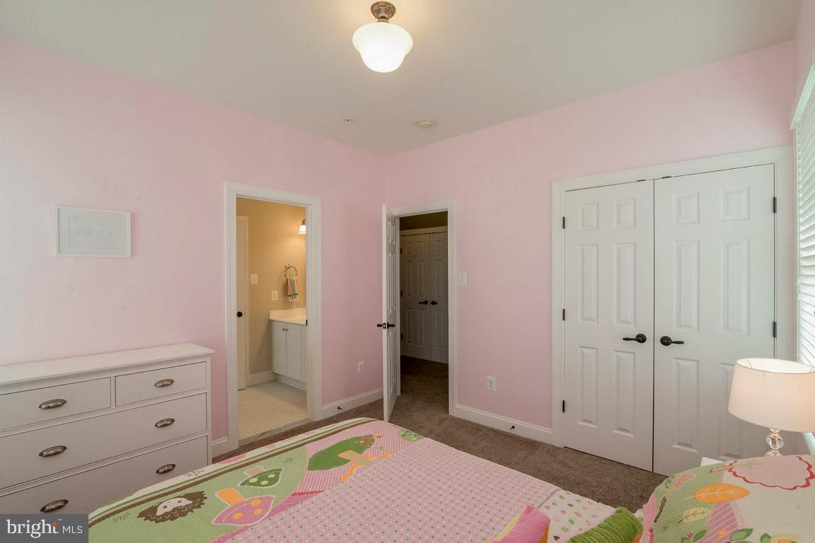 VILLAGES OF URBANA - Residential