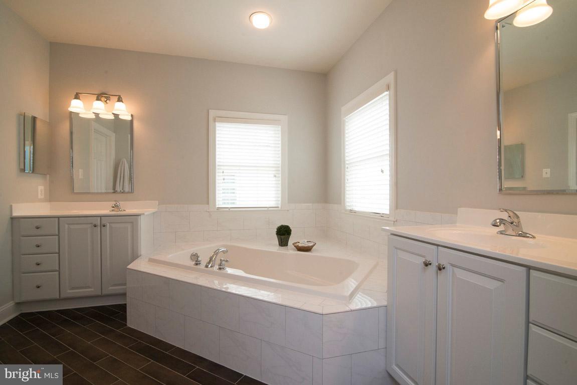 VILLAGES OF URBANA - Residential