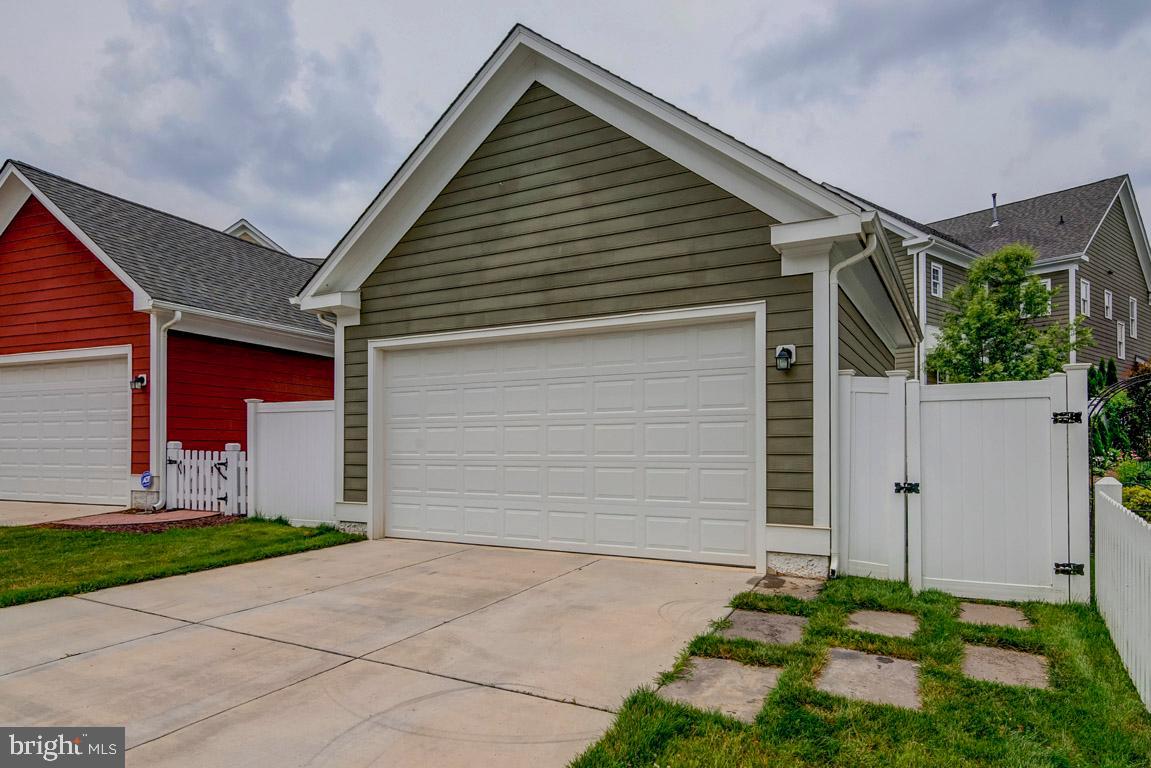 VILLAGES OF URBANA - Residential