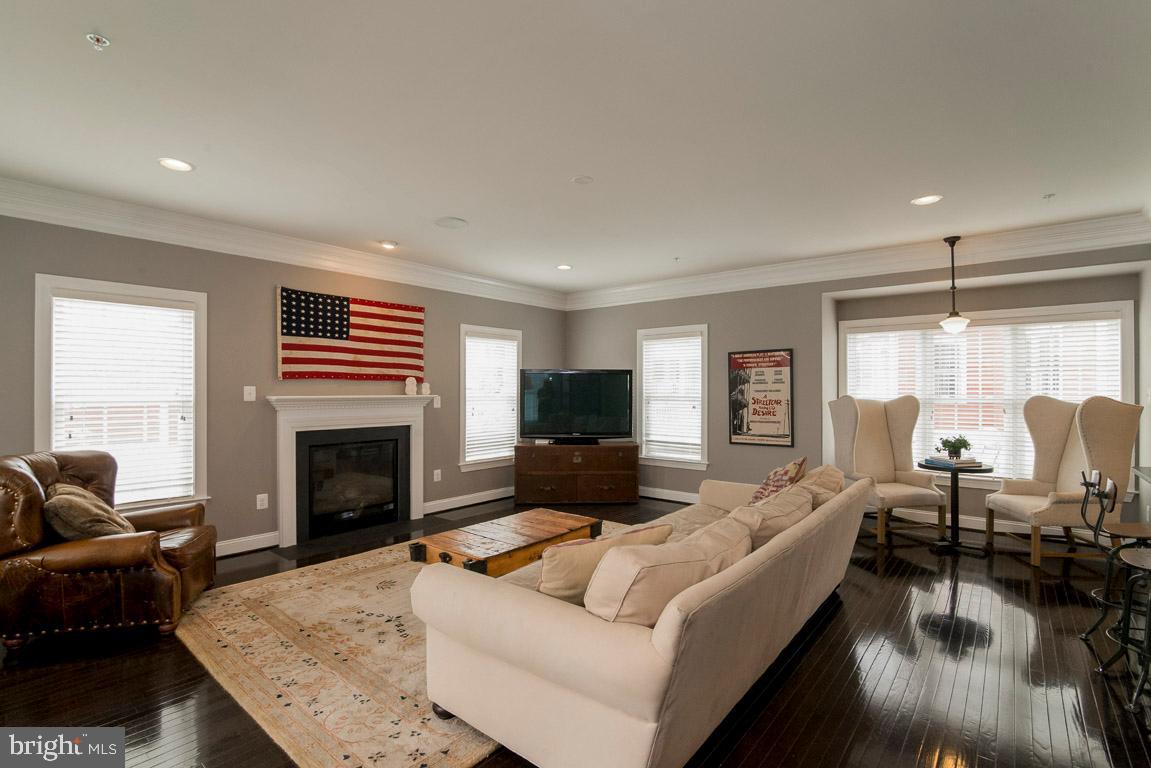 VILLAGES OF URBANA - Residential