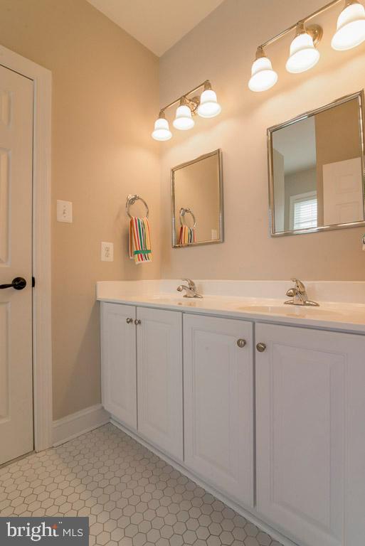 VILLAGES OF URBANA - Residential