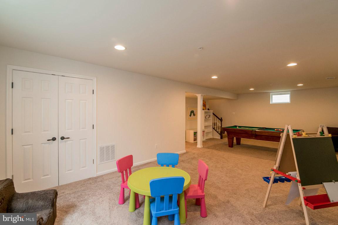 VILLAGES OF URBANA - Residential