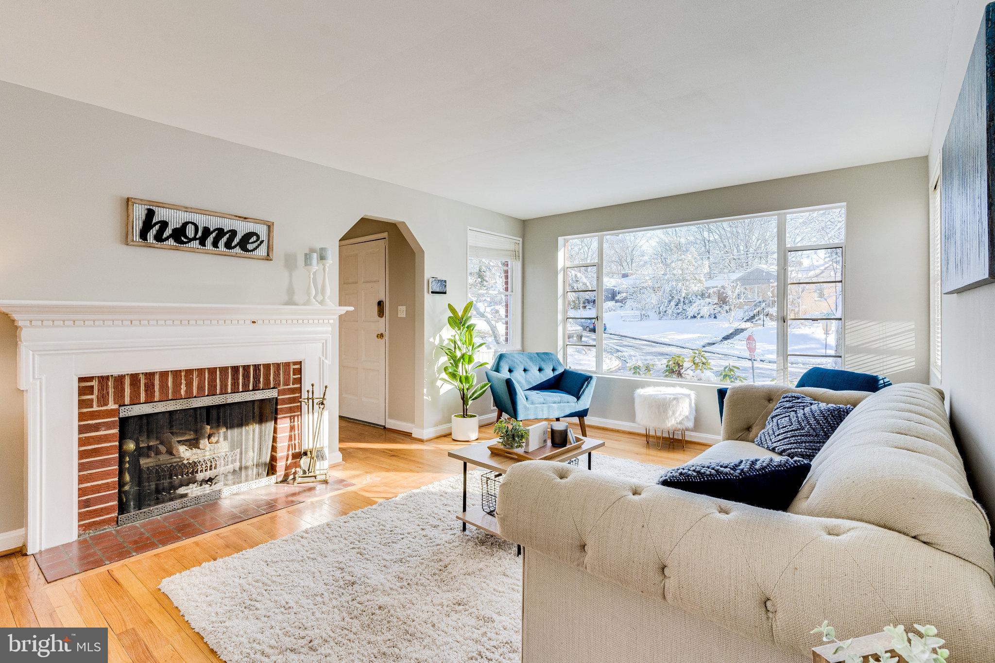 LE VELLE HILLS - Residential