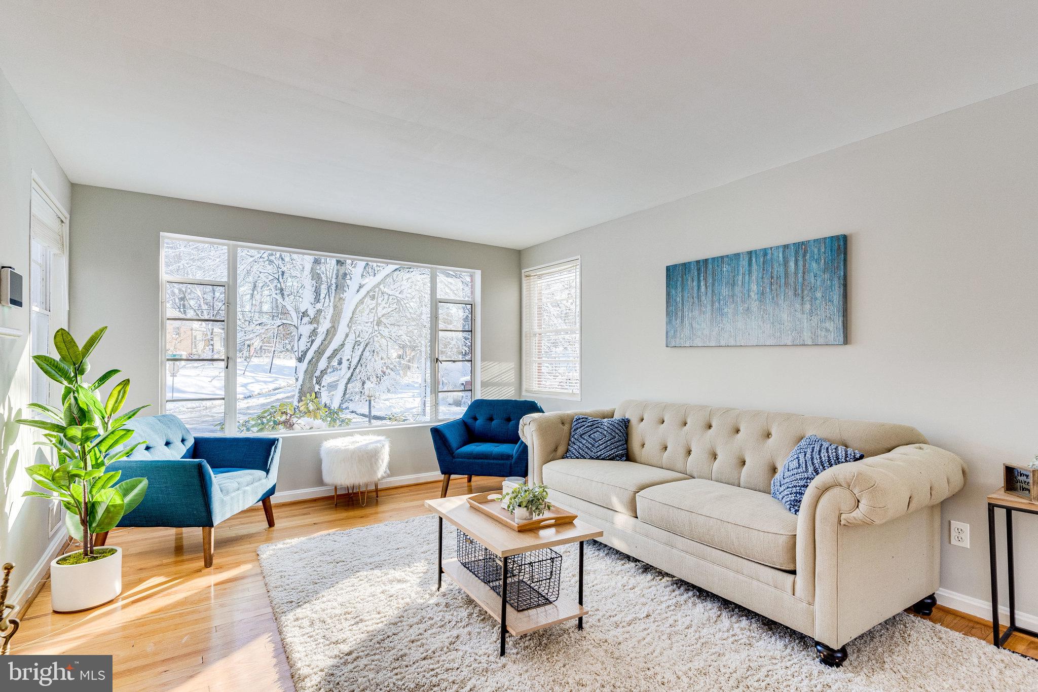 LE VELLE HILLS - Residential