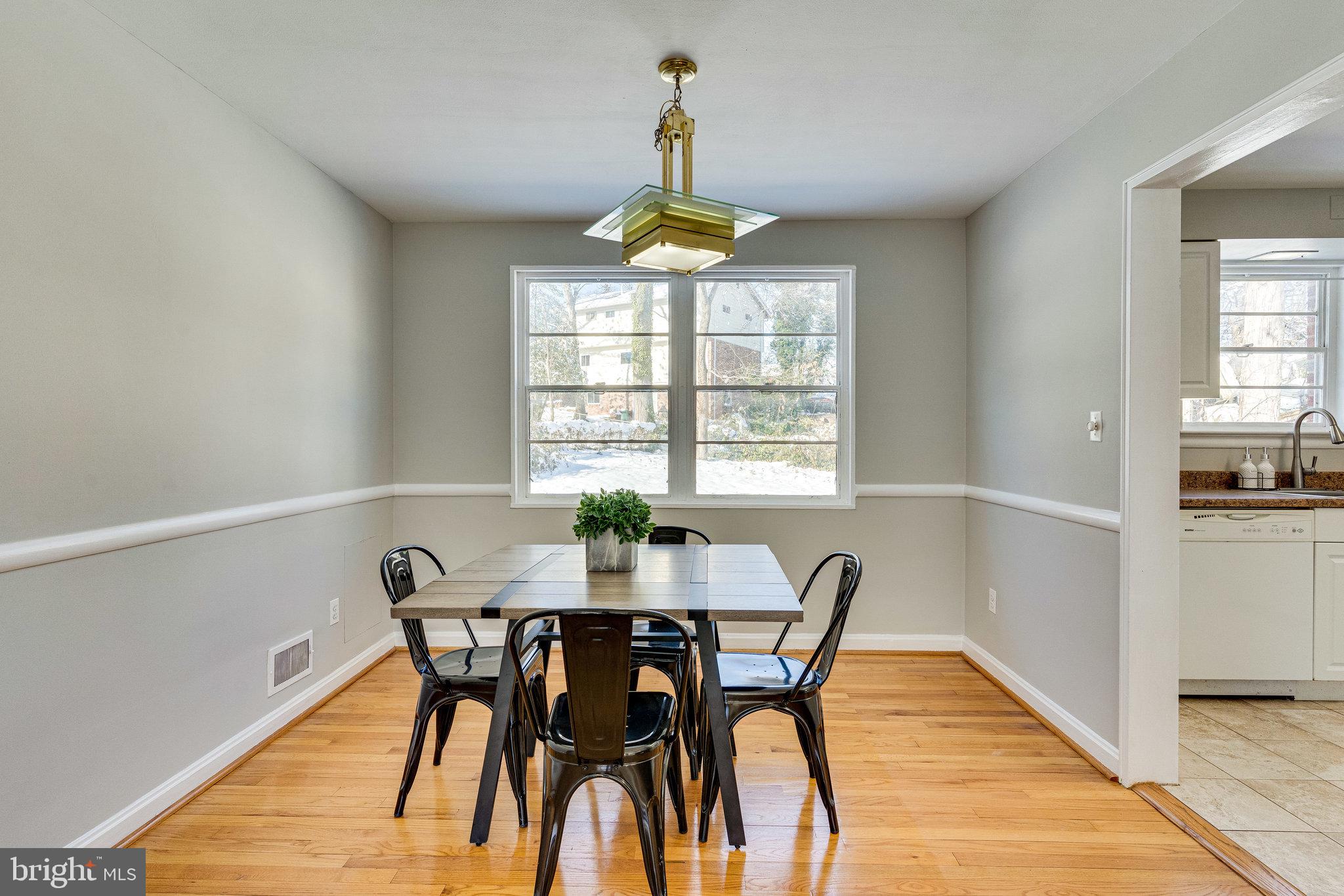 LE VELLE HILLS - Residential