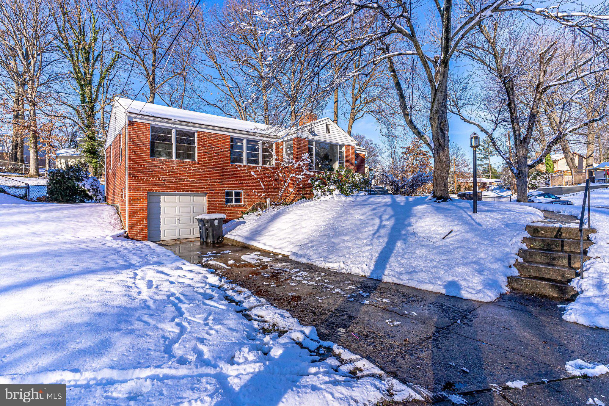 LE VELLE HILLS - Residential