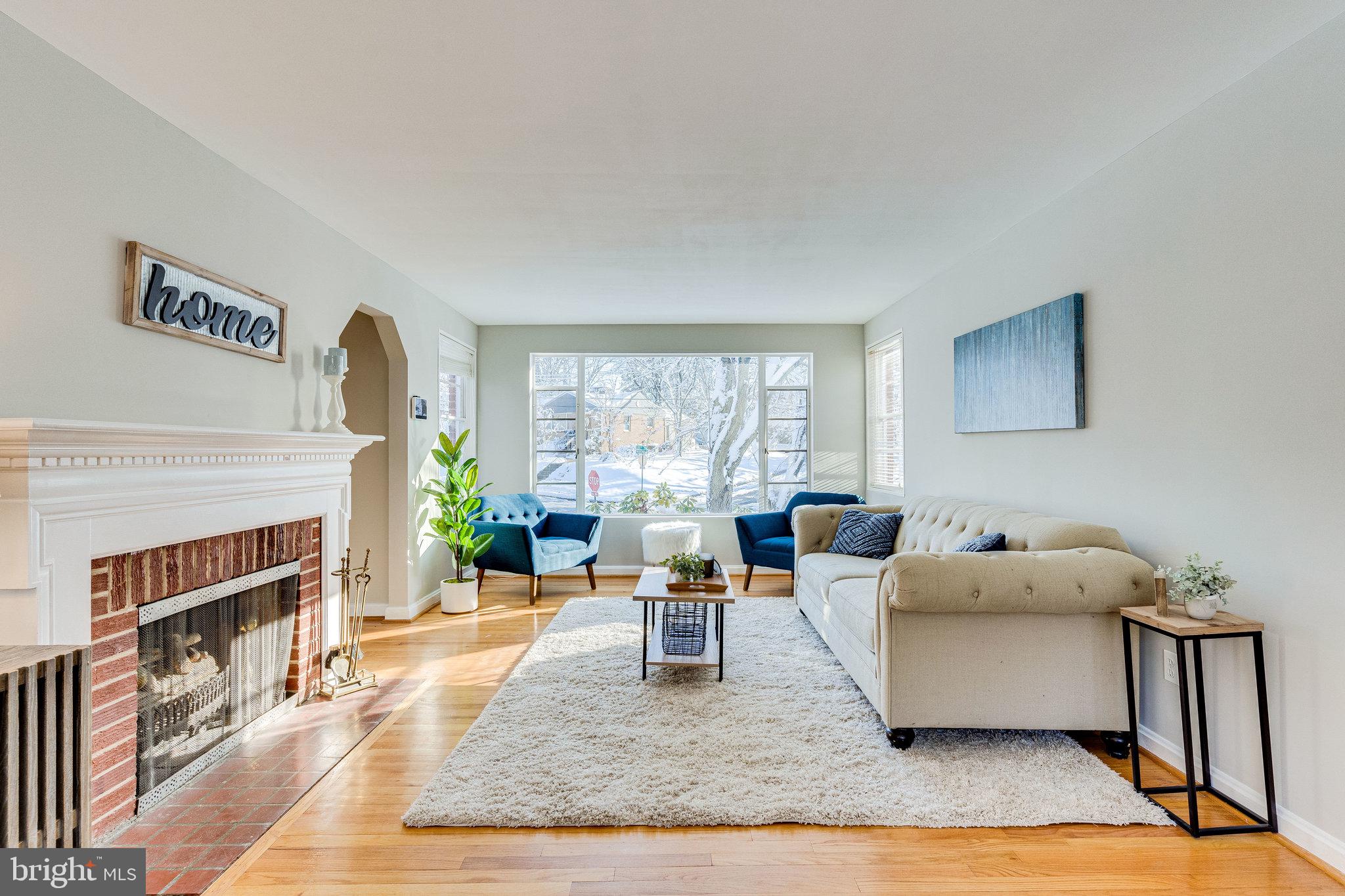 LE VELLE HILLS - Residential