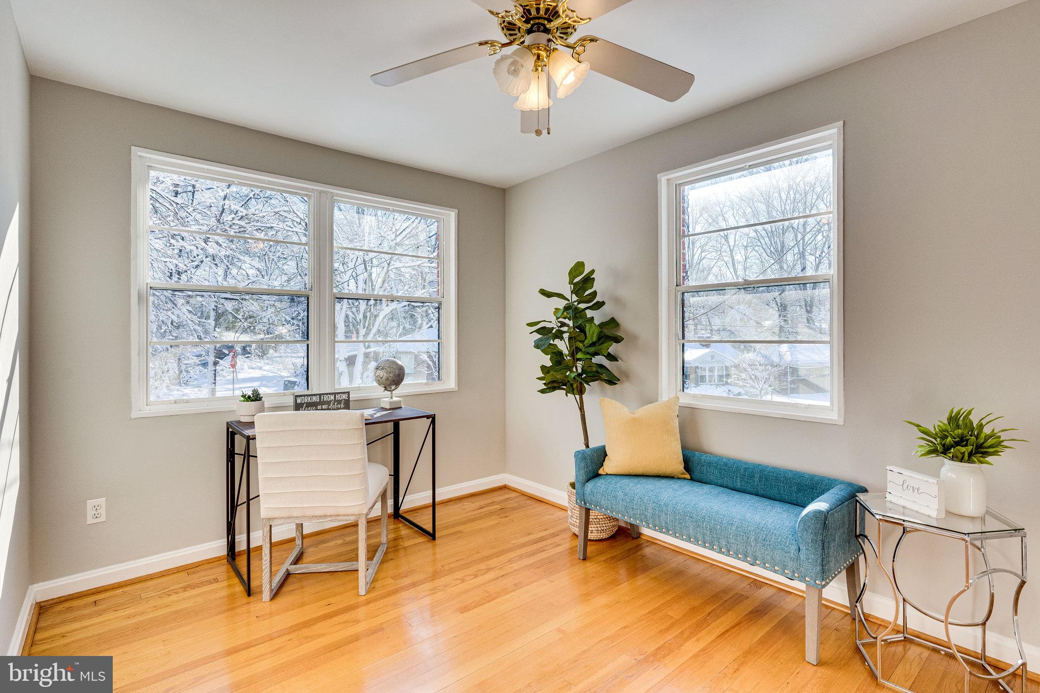 LE VELLE HILLS - Residential