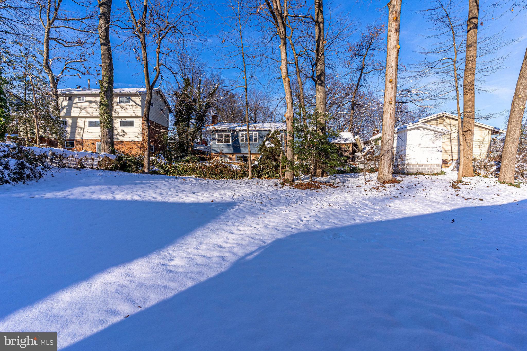 LE VELLE HILLS - Residential