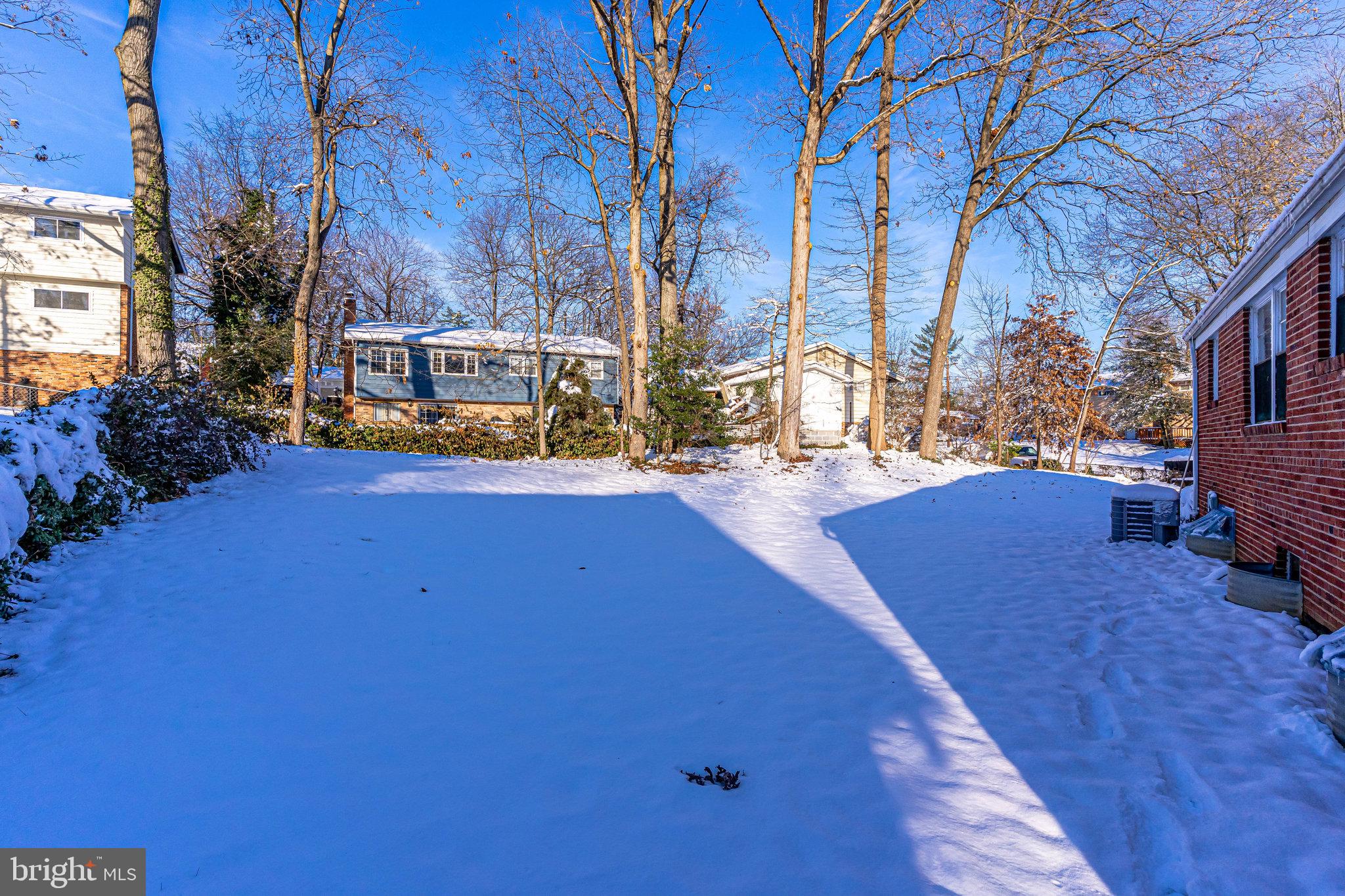 LE VELLE HILLS - Residential